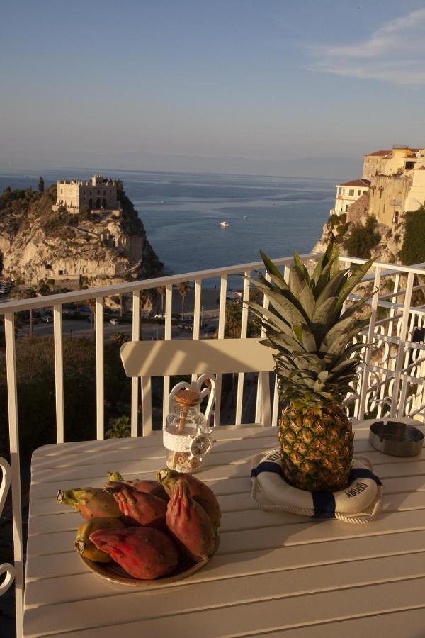 Le Tolde Del Corallone Aparthotel Tropea Exterior photo